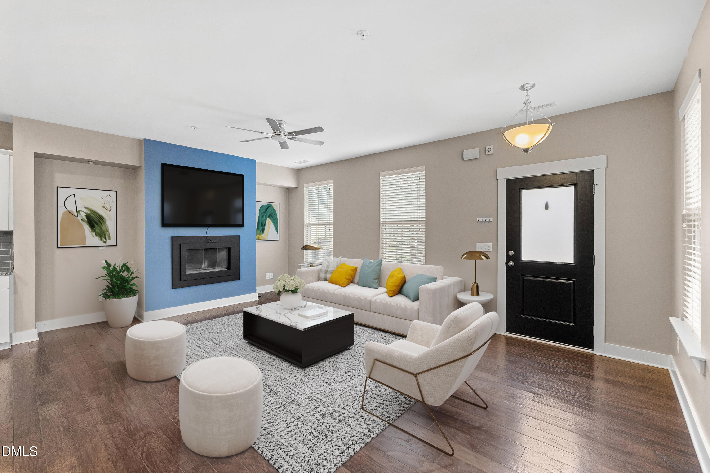 9305 Alcazar Walk