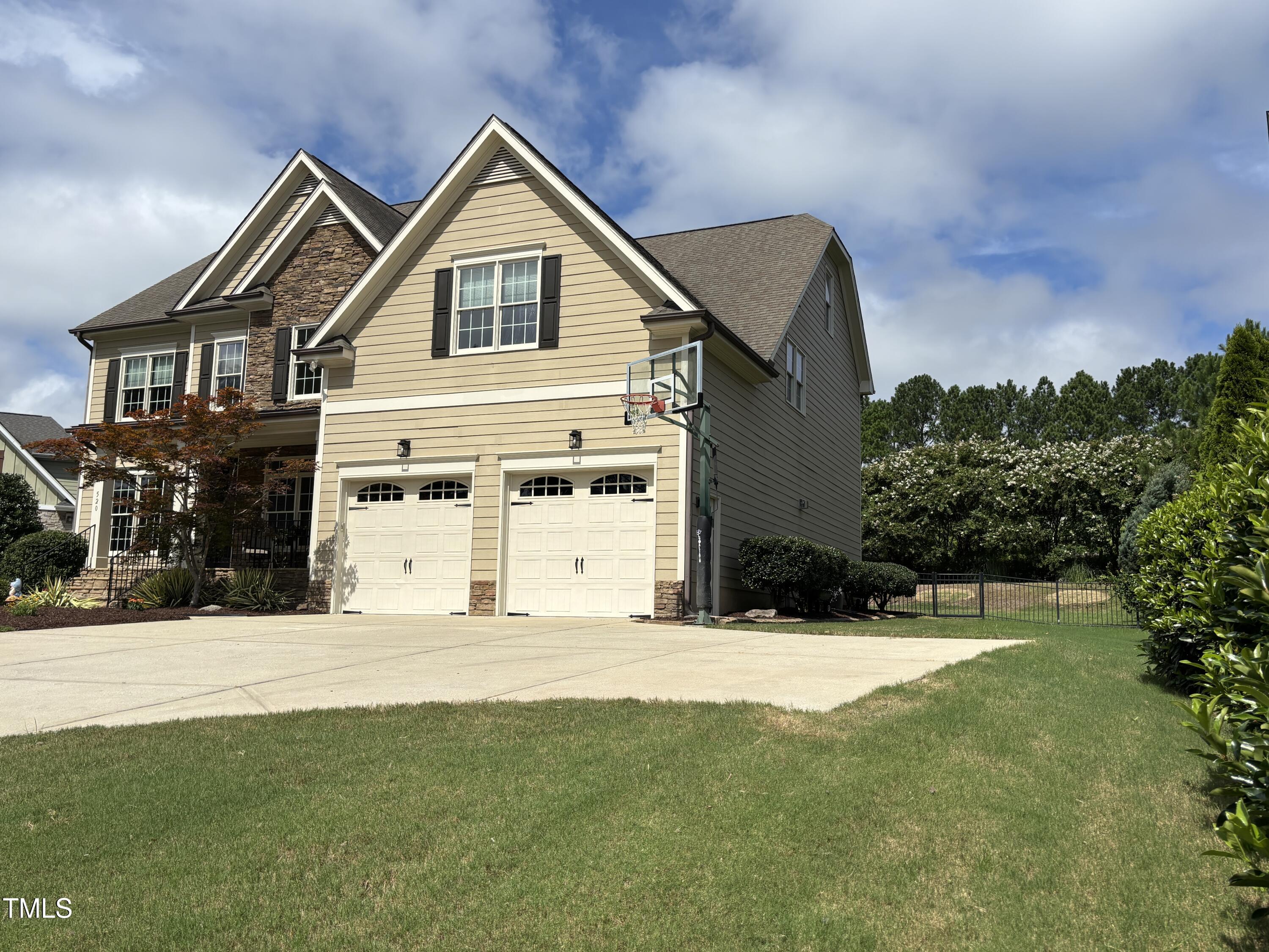 520 Hallburg Court