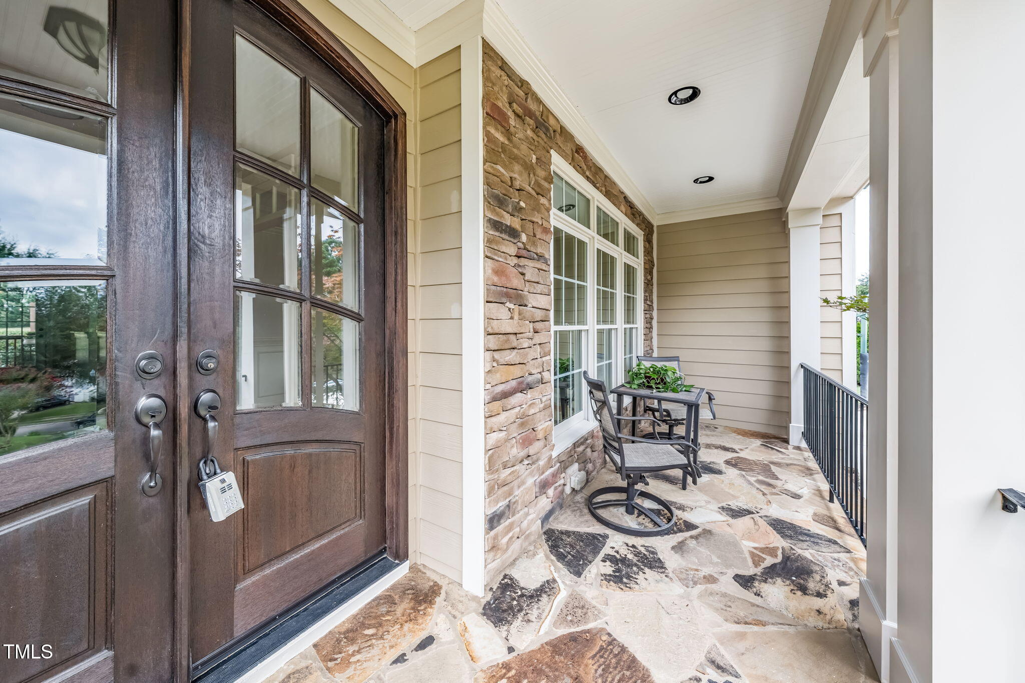 520 Hallburg Court