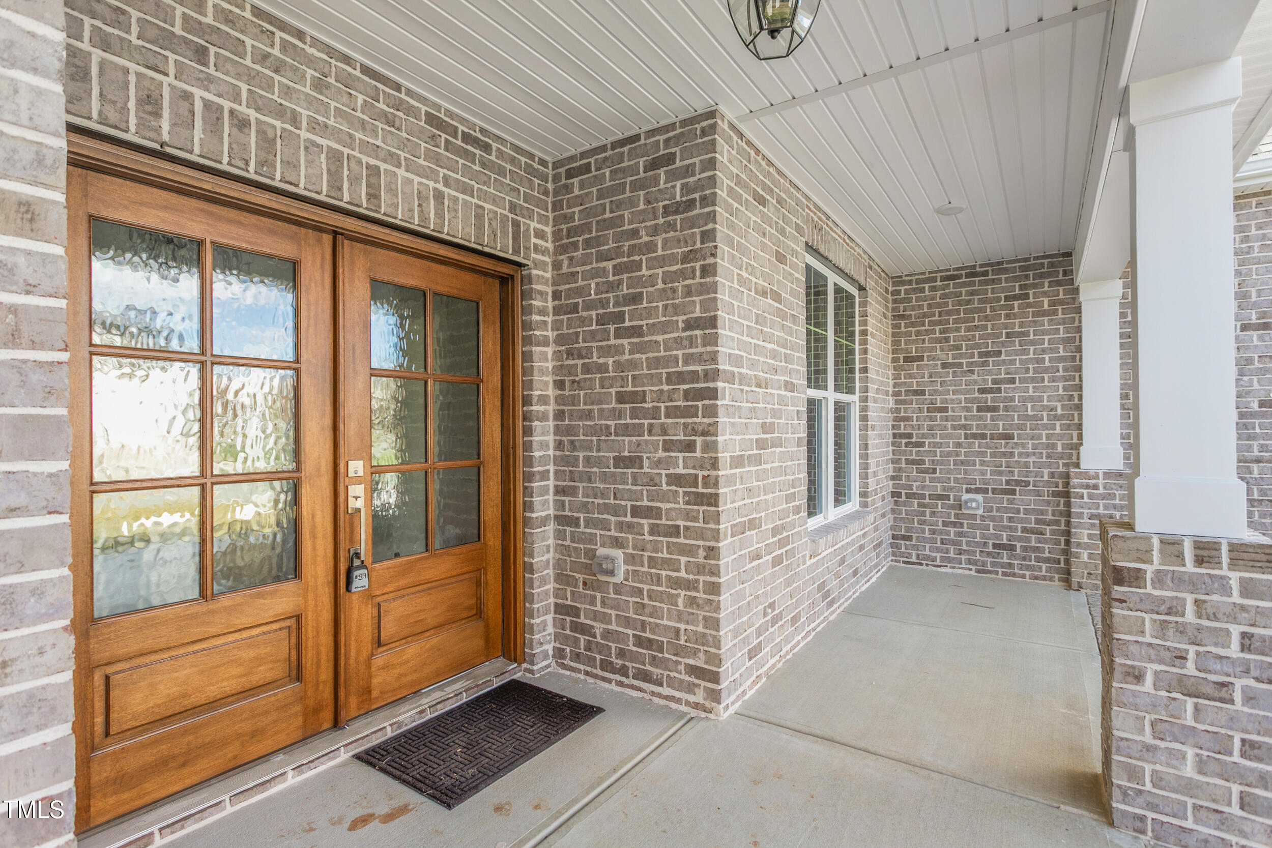 1246 Jamestowne Drive