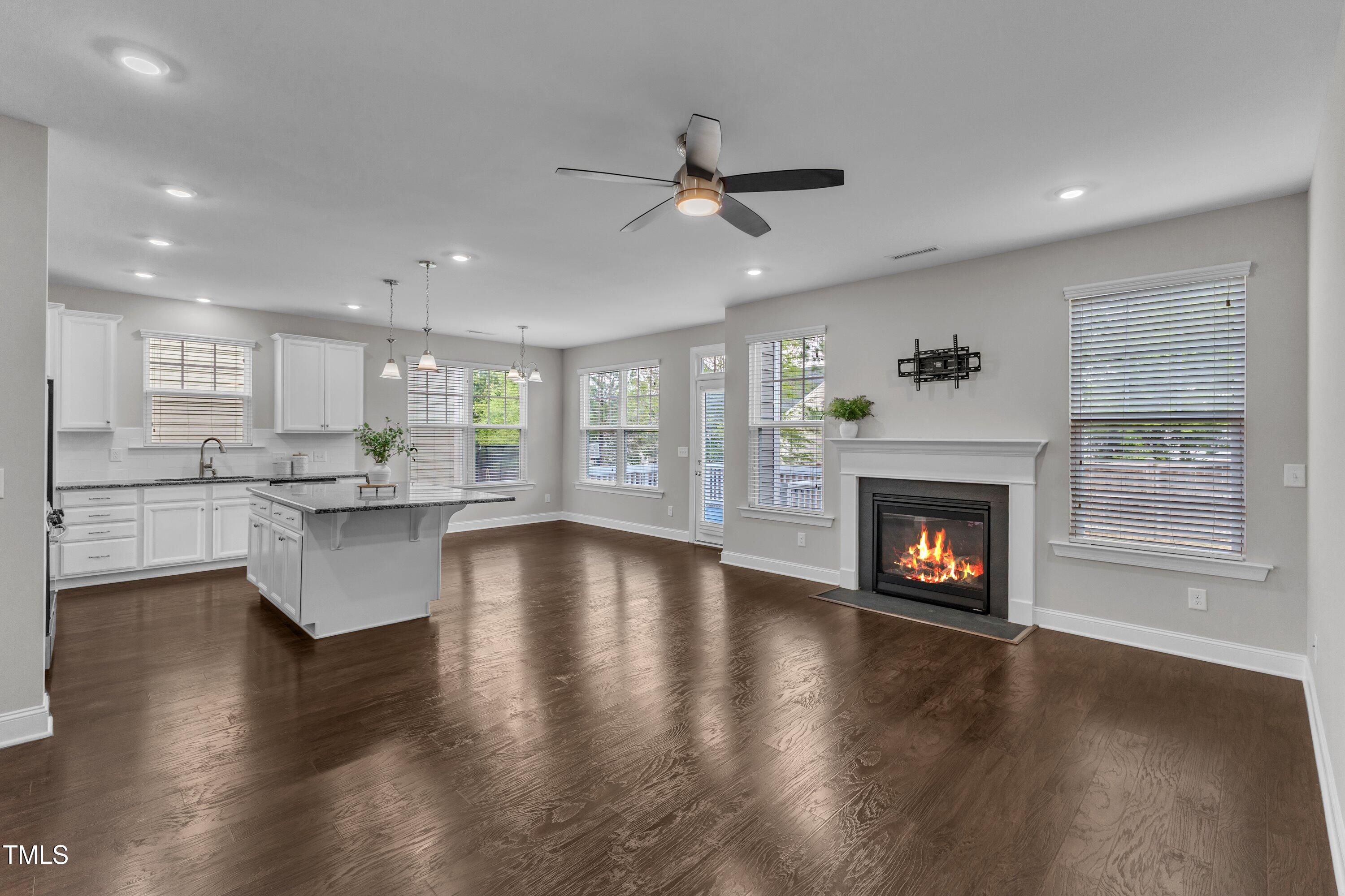 4252 Rockdell Hall Street