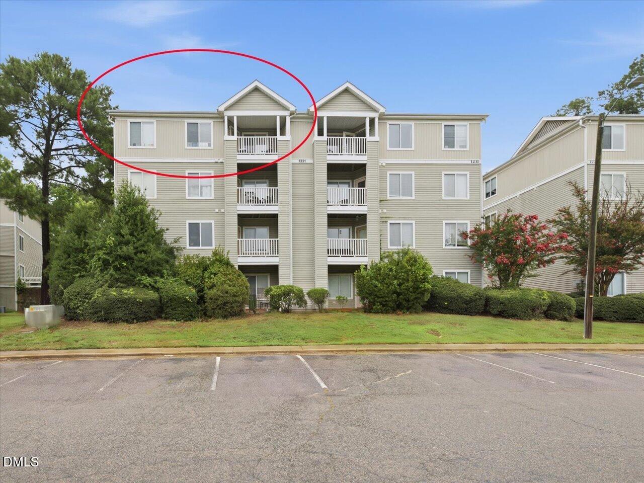 1231 University Court 304