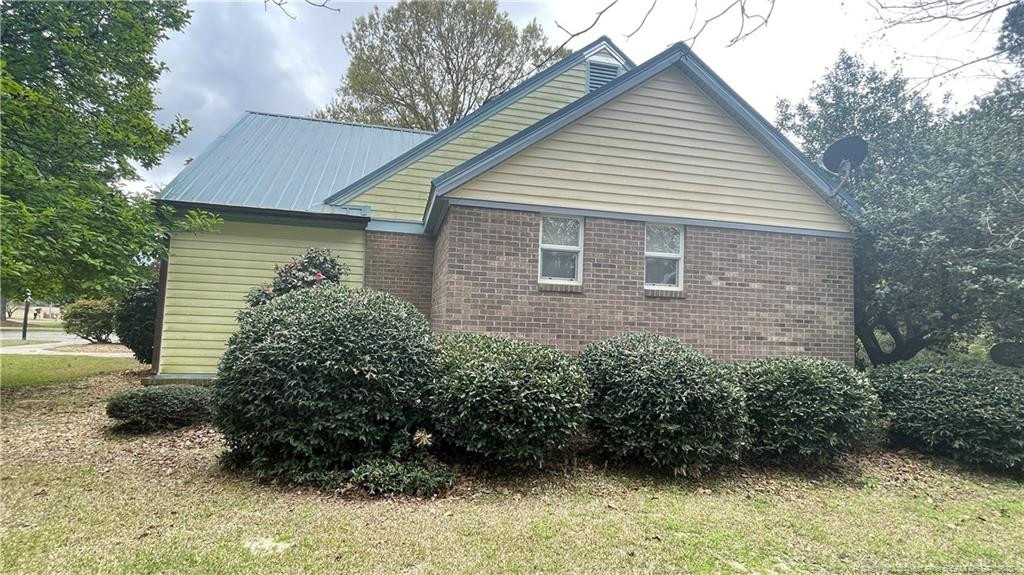 107 Oakmont Drive