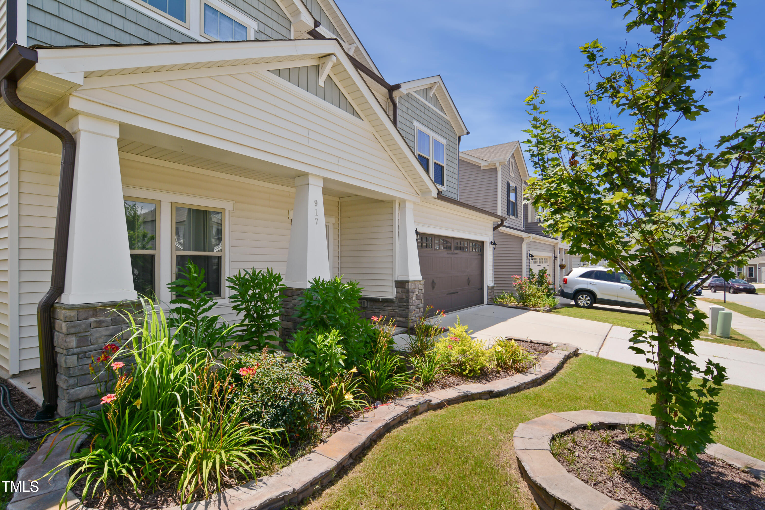 917 Lippincott Road