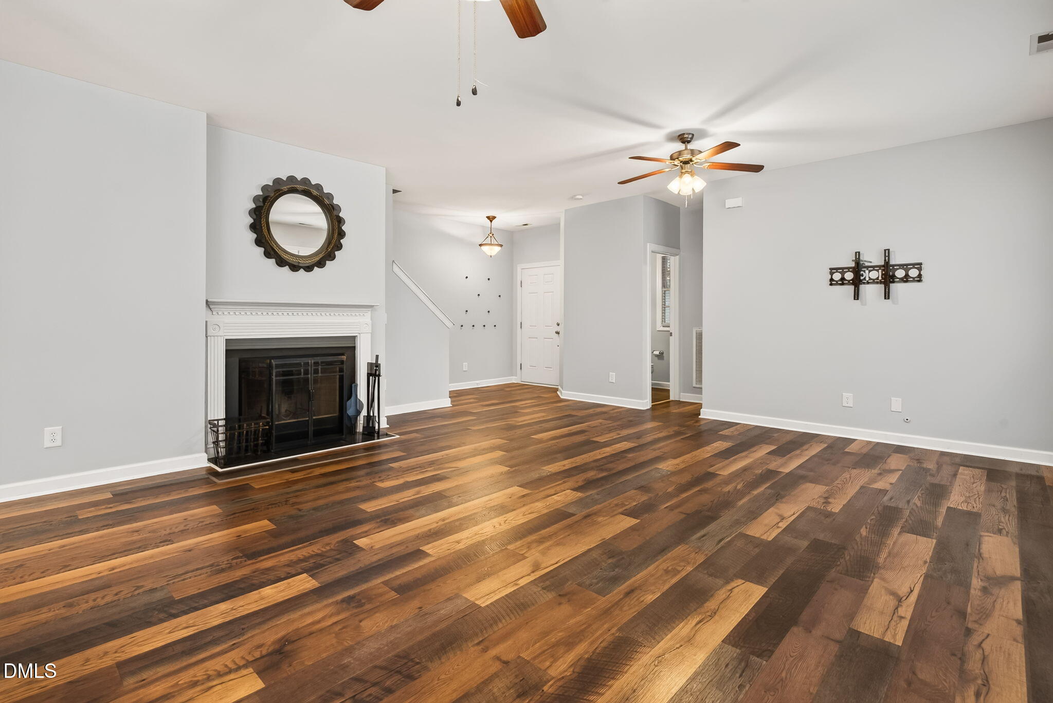 1121 Somers Drive