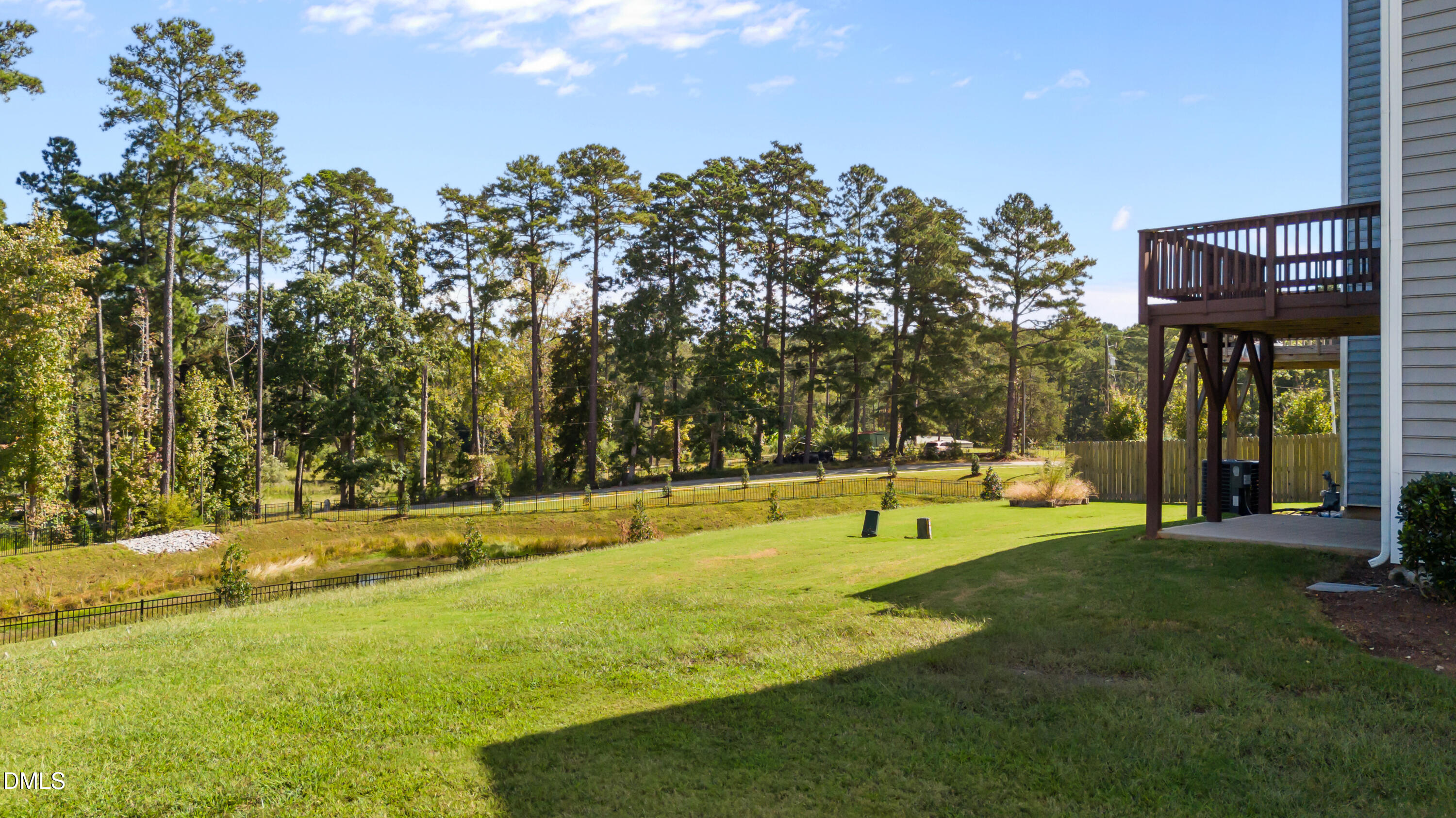 354 Amber Acorn Avenue