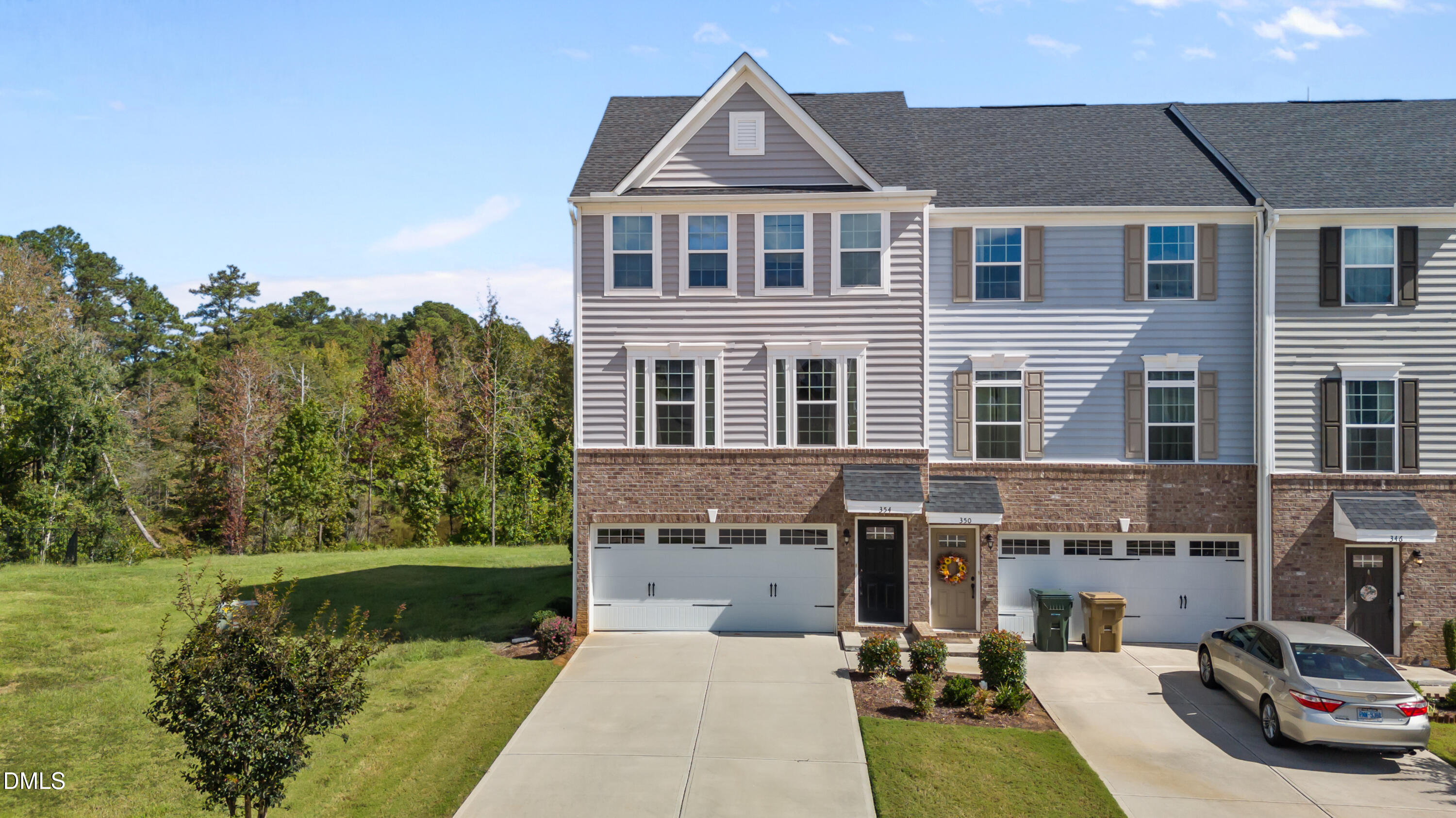 354 Amber Acorn Avenue