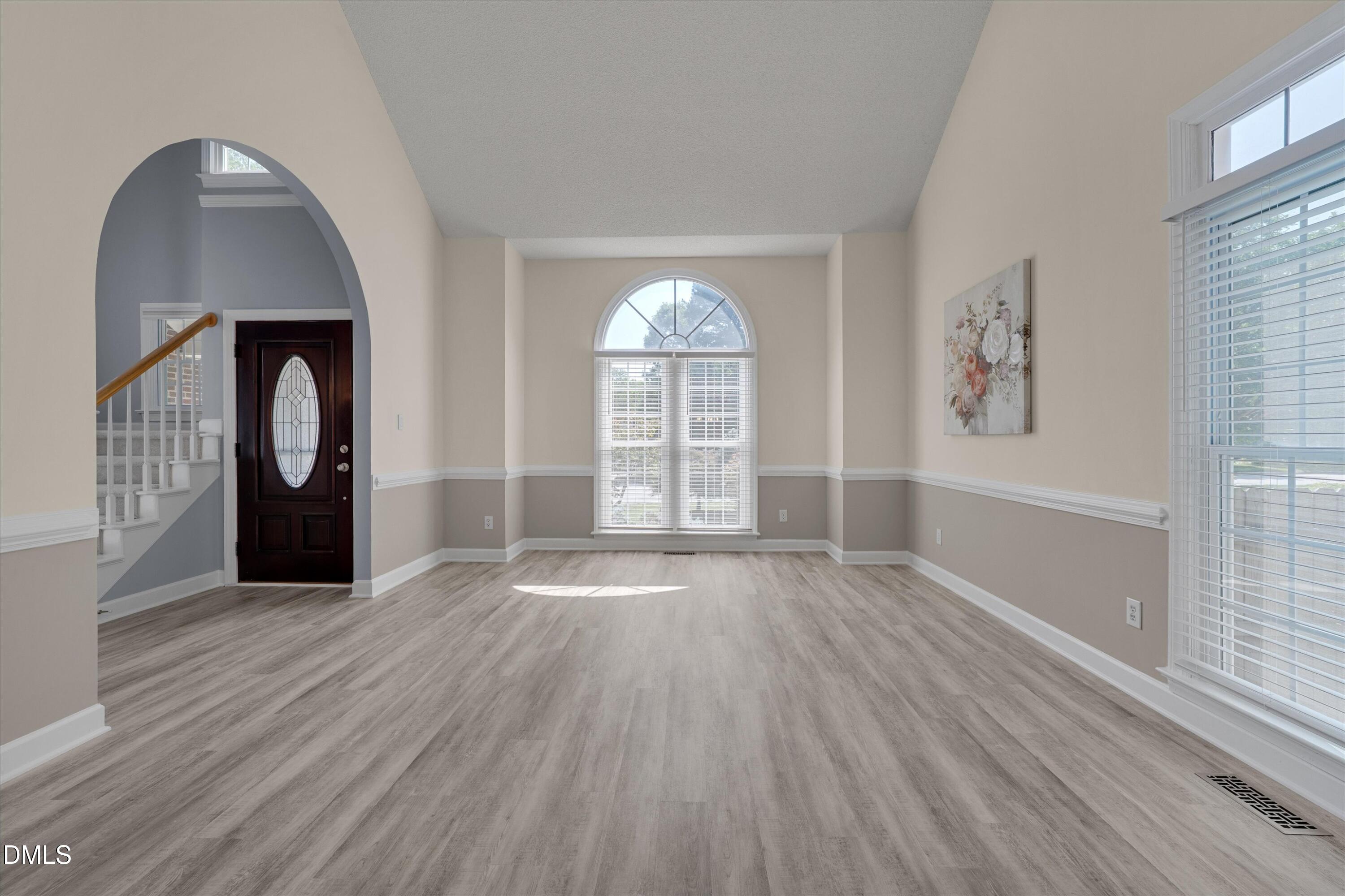 105 Merowe Court