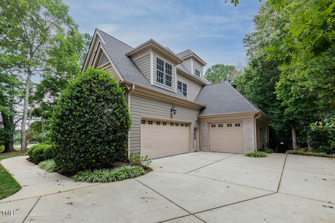 1097 Tacketts Pond Drive