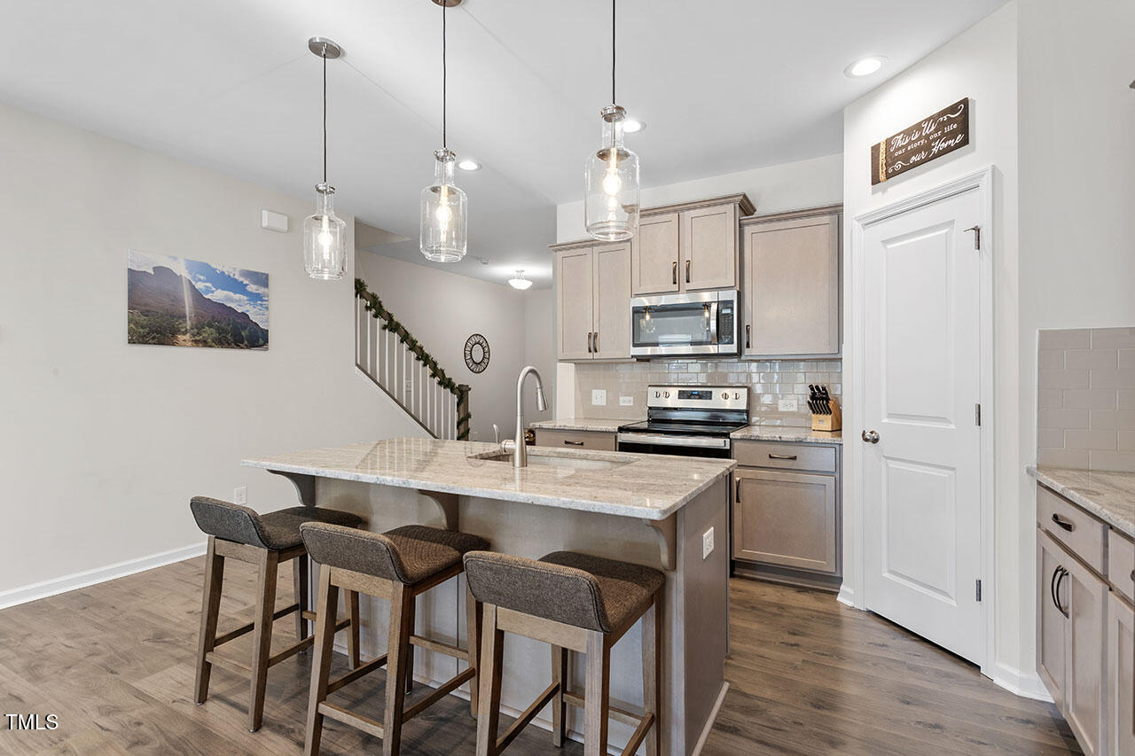 63 Pale Moss Drive