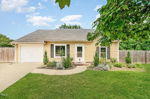 6 Blake Court Durham NC 27712