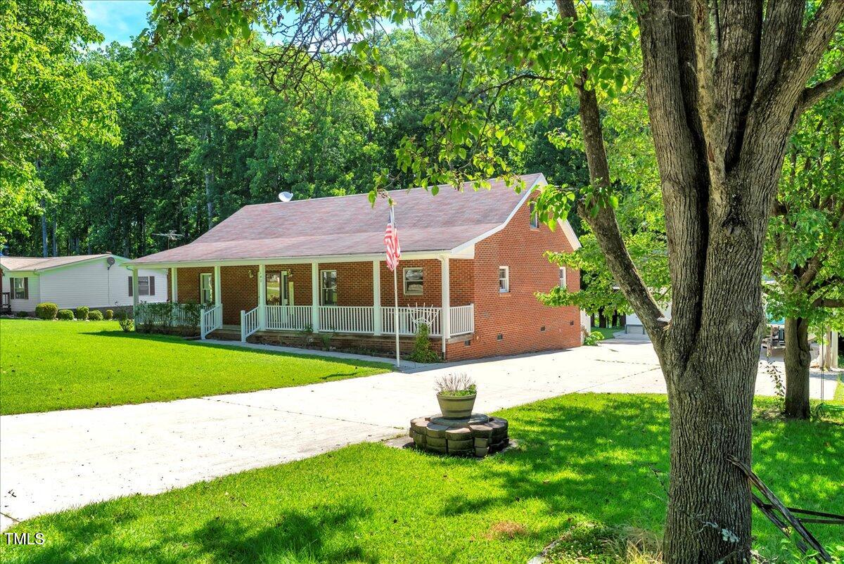 140 Maryland Drive