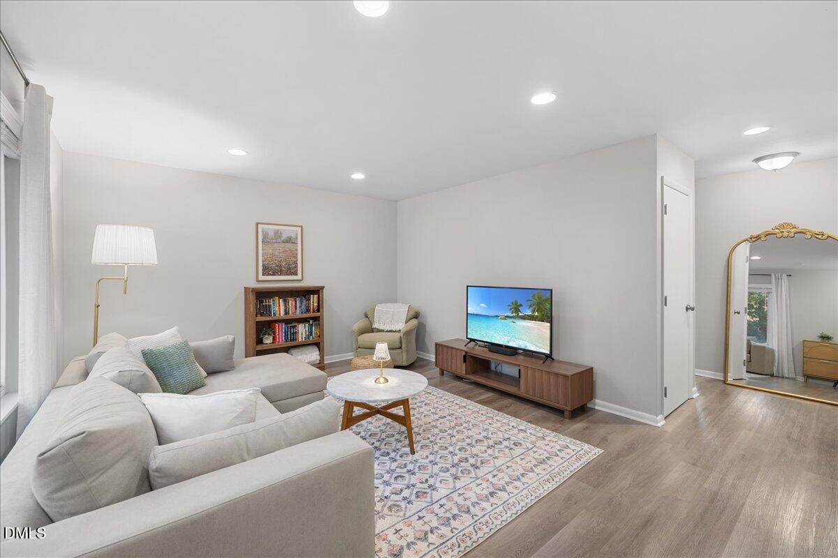 5821 Mapleridge Road