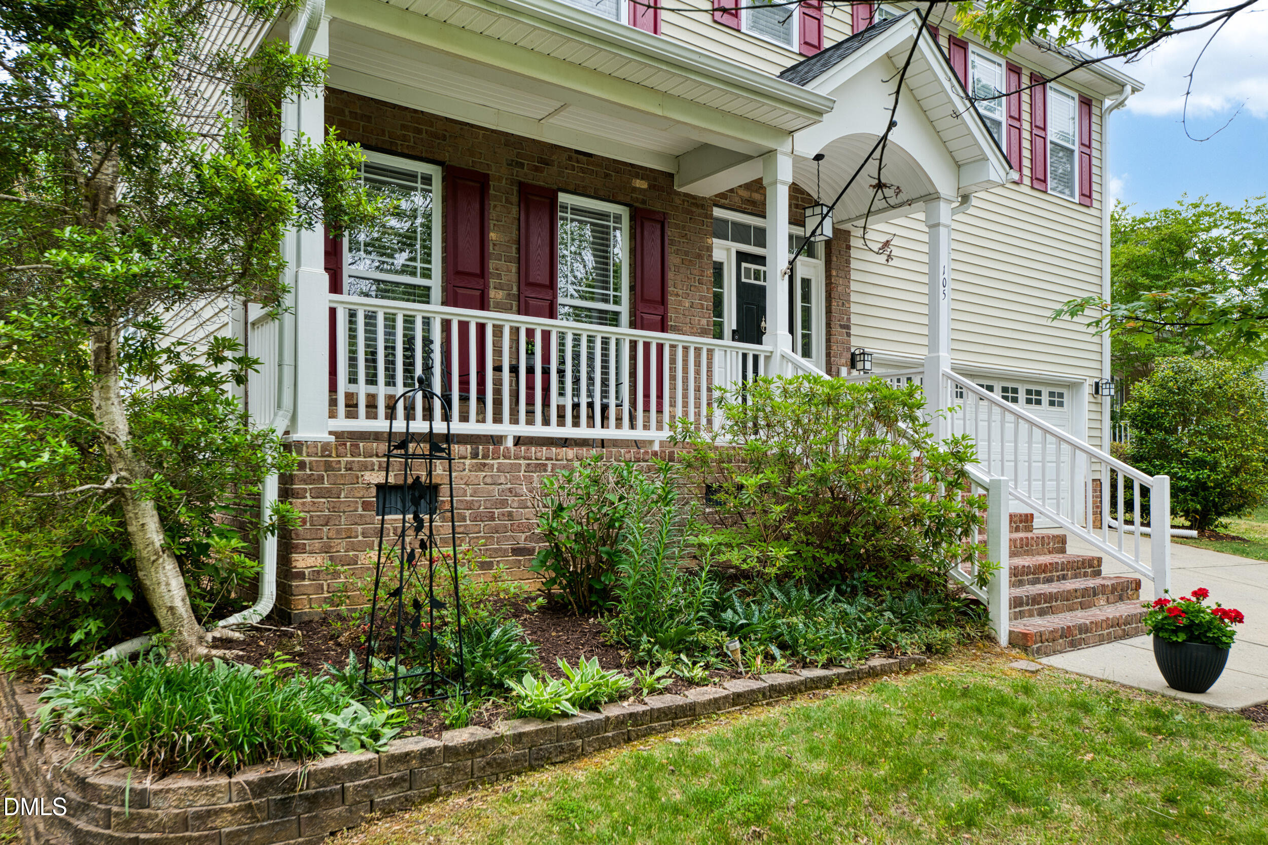 105 Oakbeech Court