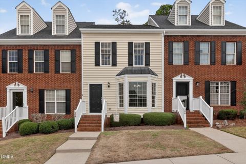 204 Knightsborough Way Apex NC 27502