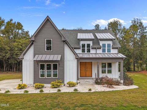 10 Carnation Road Youngsville NC 27596