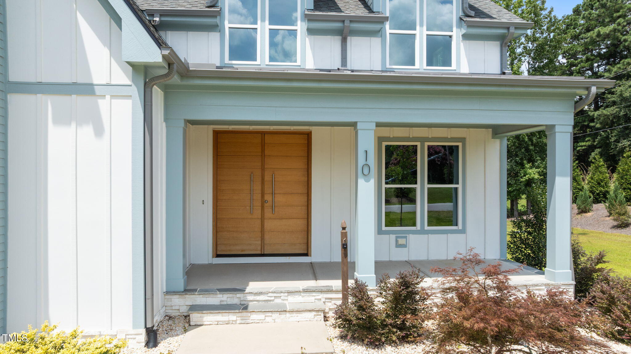 10 Carnation Road