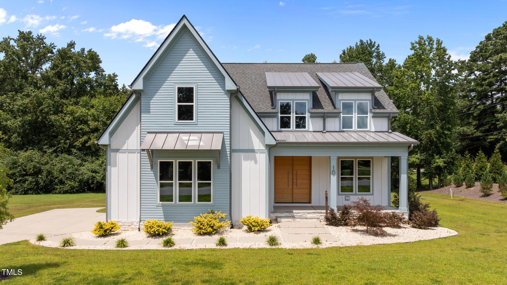 10 Carnation Road