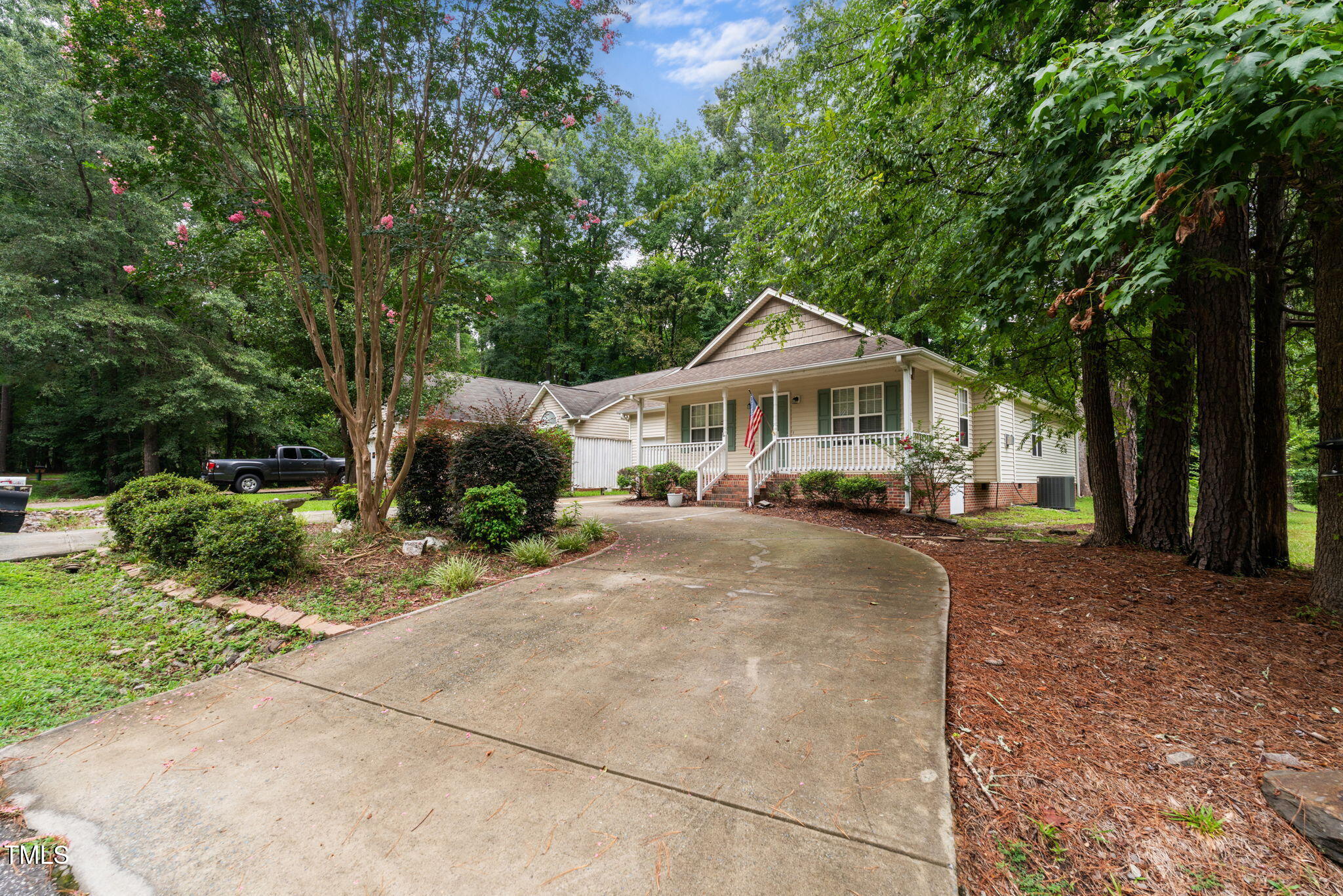 1646 Stonegate North