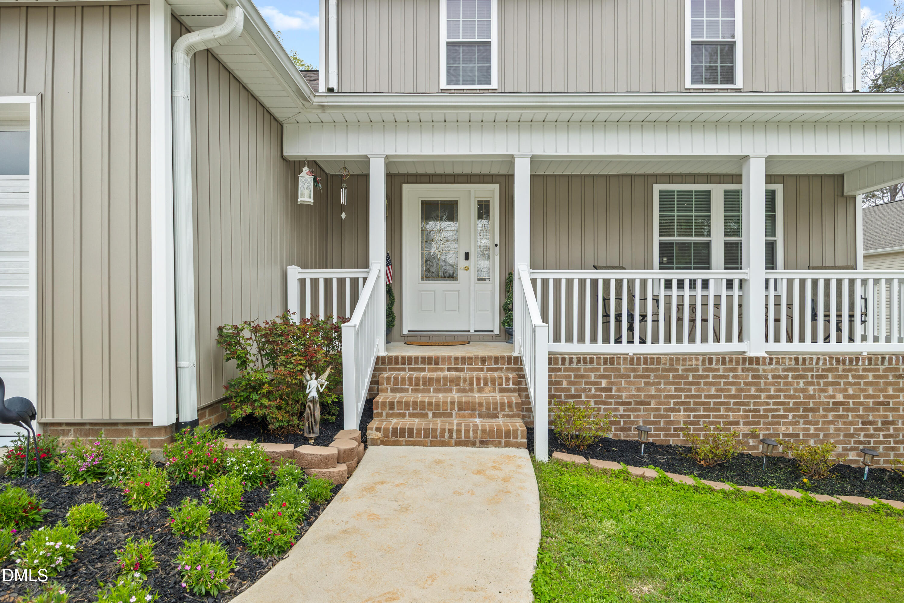 128 Royal Kings Court