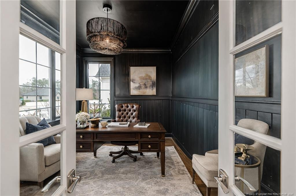 401 Bridgewater Drive