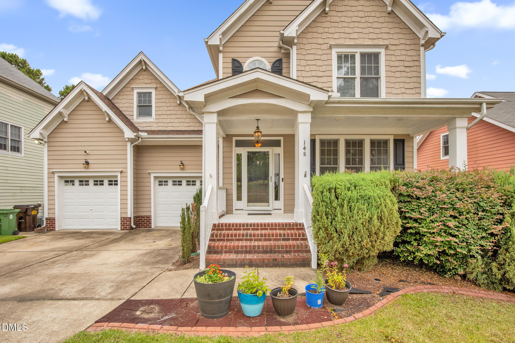 148 Lamplighter Way