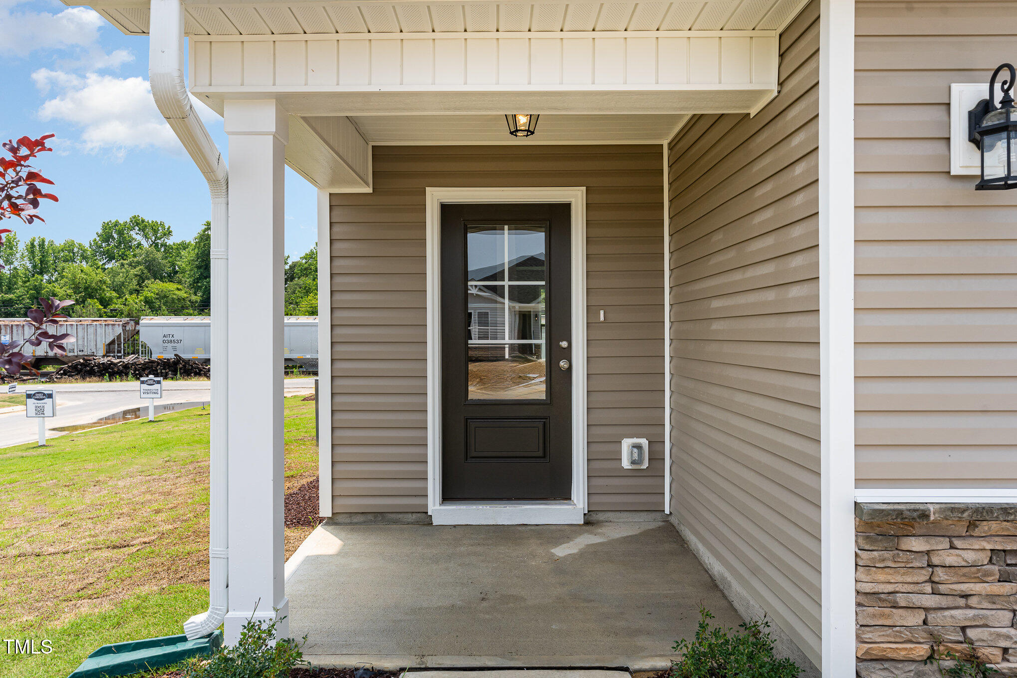 9 W Emily Gardens Drive