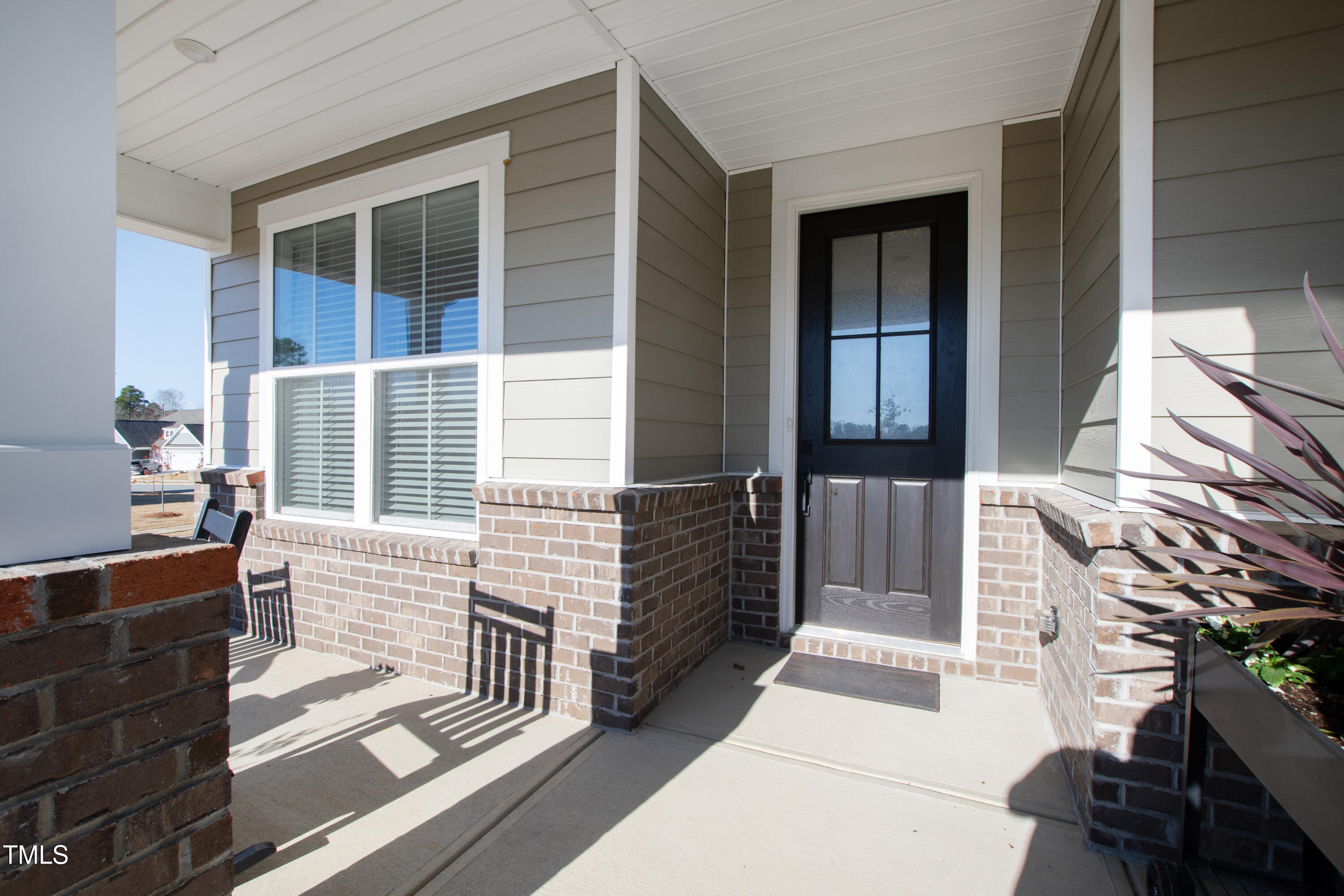 1626 Plover Circle
