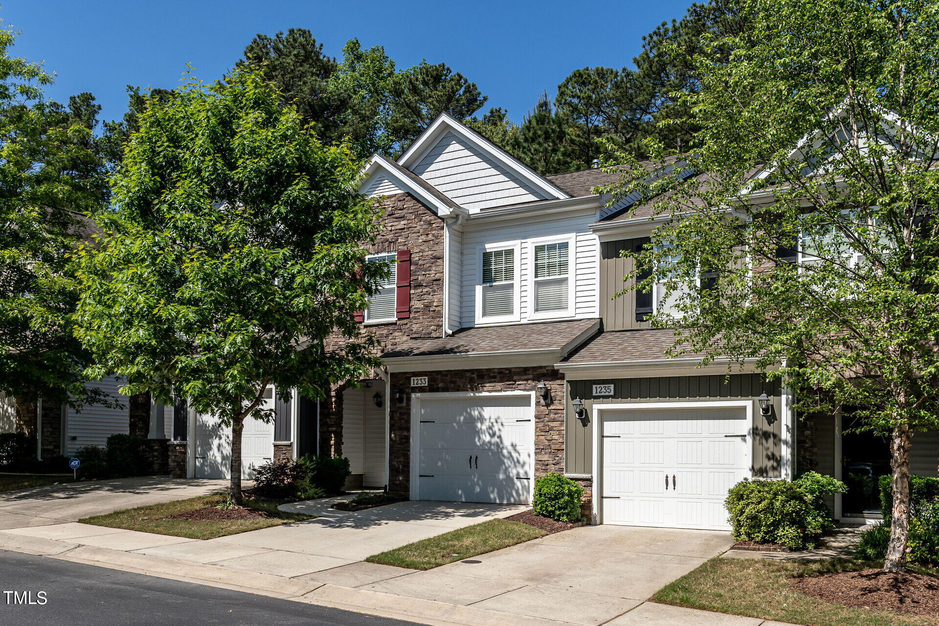 View Raleigh, NC 27606 townhome