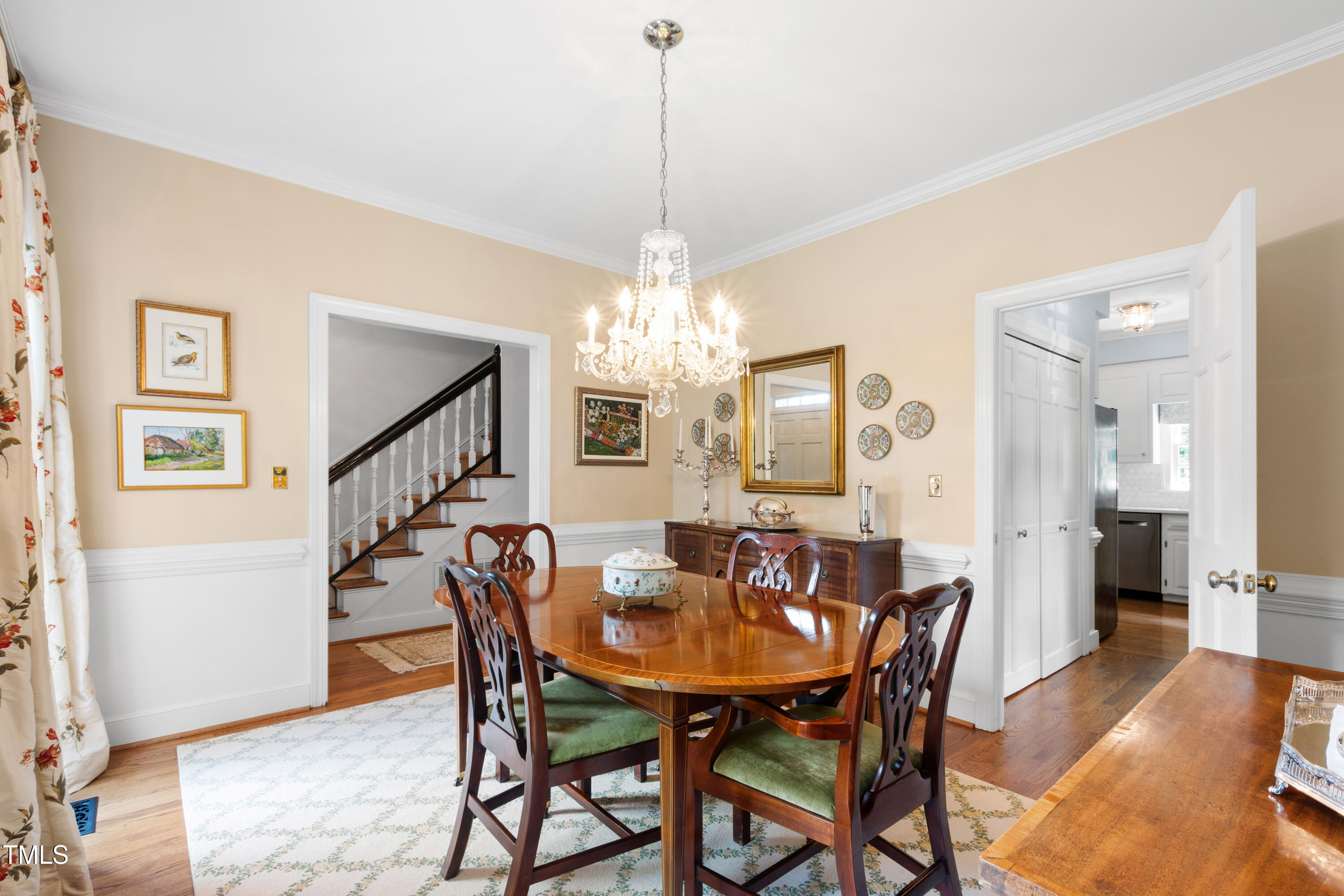 Raleigh, North Carolina 27608, United States, 4 Bedrooms Bedrooms, ,3 BathroomsBathrooms,Residential,Pending,125655