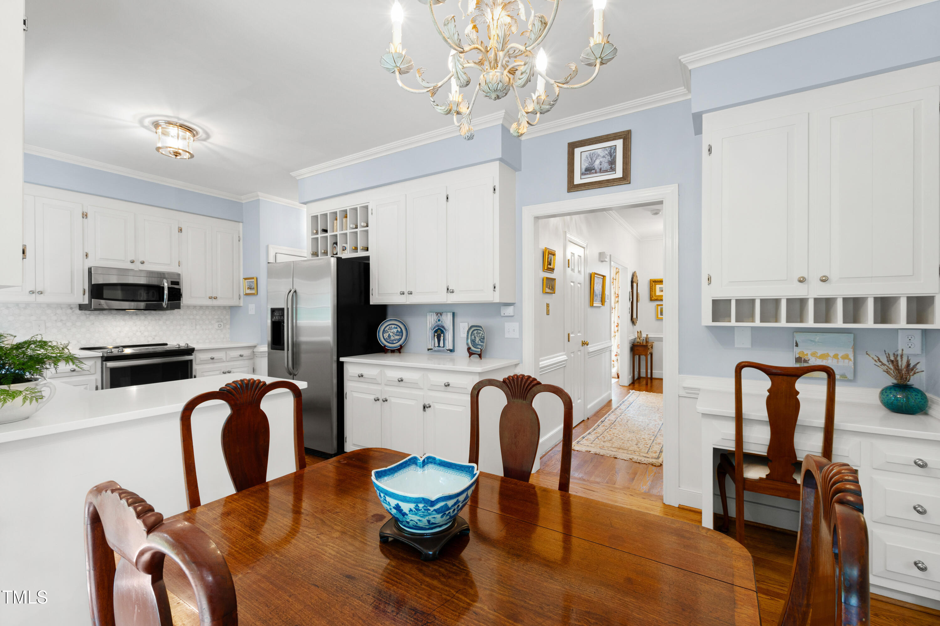 Raleigh, North Carolina 27608, United States, 4 Bedrooms Bedrooms, ,3 BathroomsBathrooms,Residential,Pending,125655