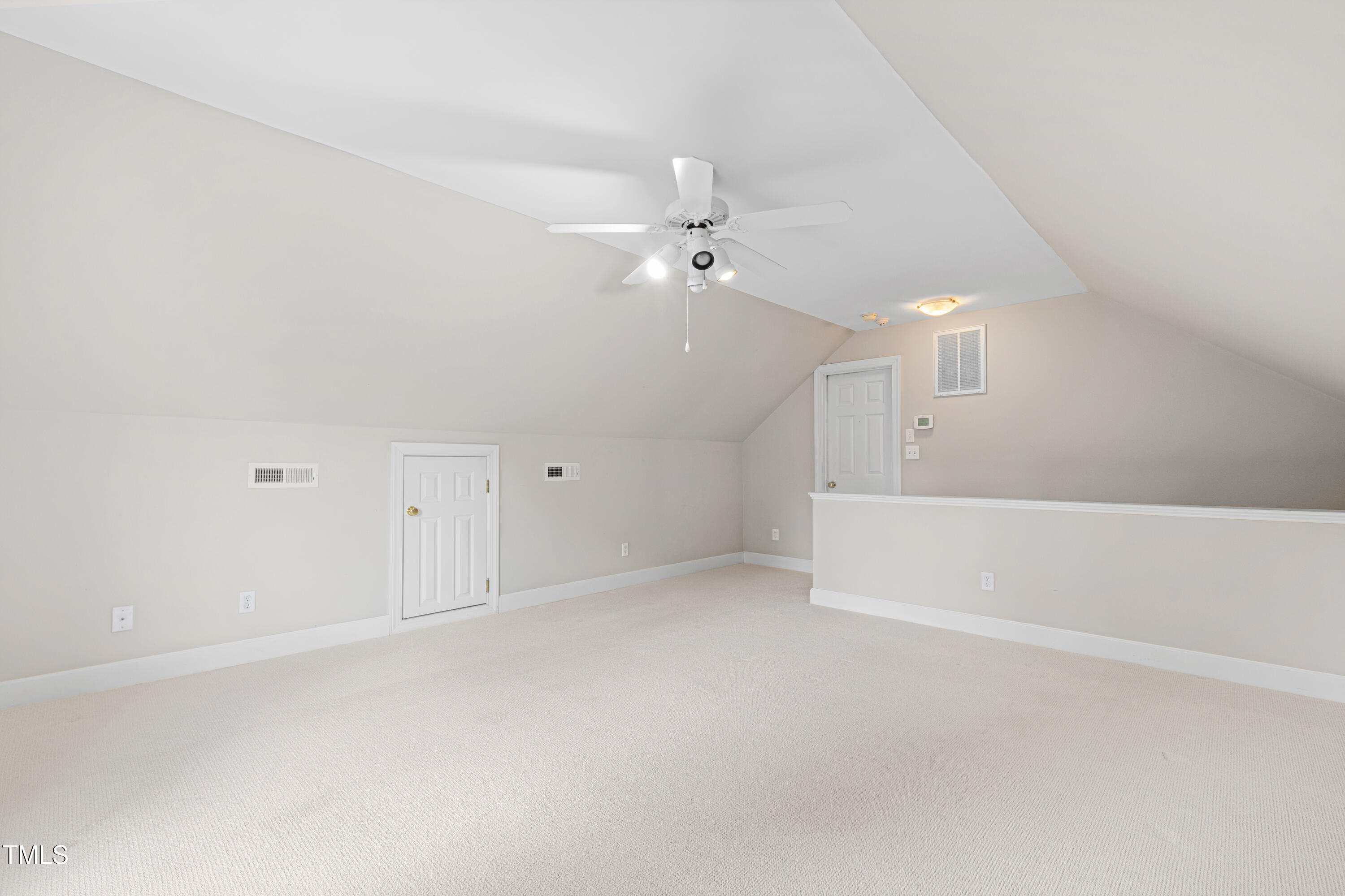 Raleigh, North Carolina 27608, United States, 4 Bedrooms Bedrooms, ,3 BathroomsBathrooms,Residential,Pending,125655