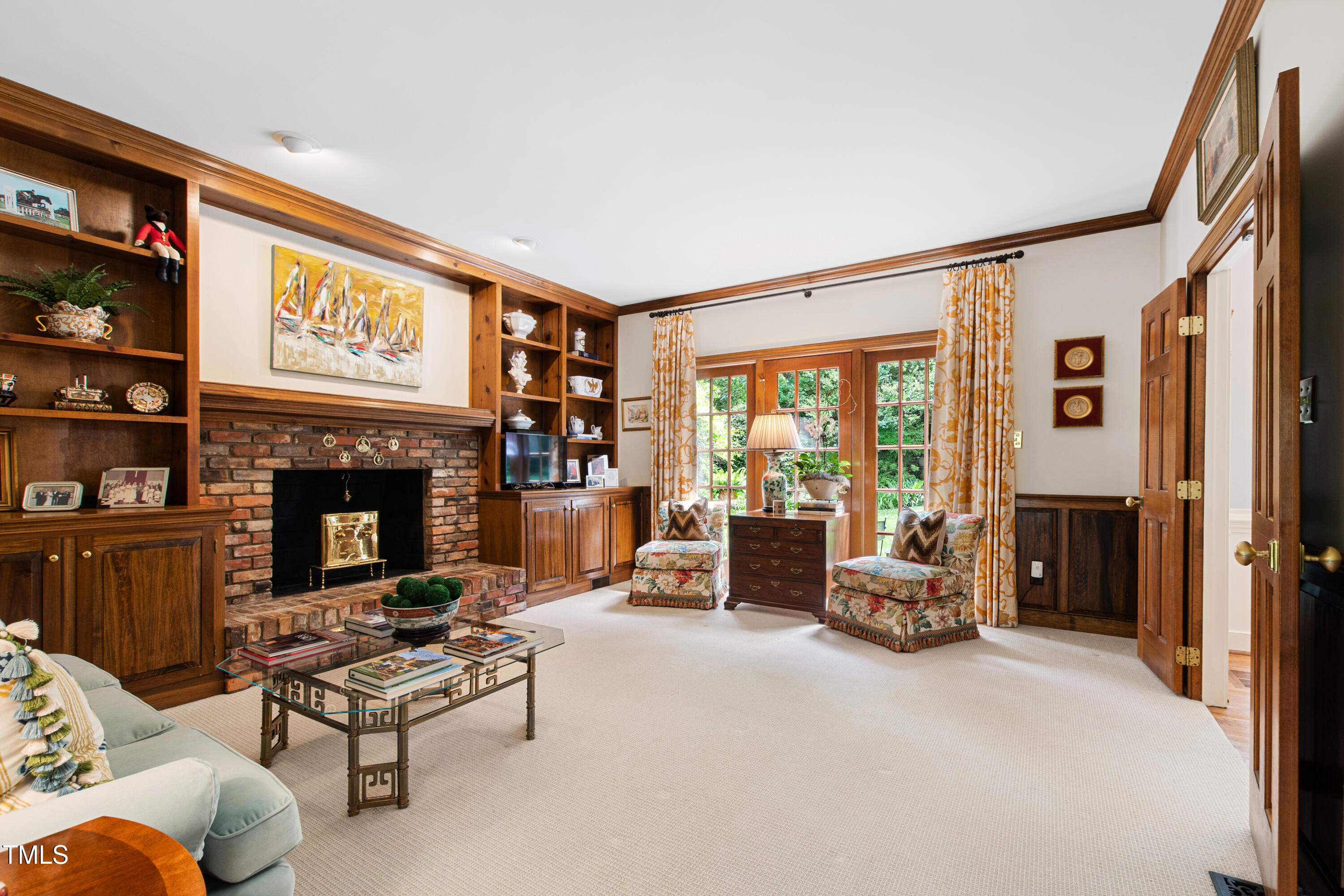 Raleigh, North Carolina 27608, United States, 4 Bedrooms Bedrooms, ,3 BathroomsBathrooms,Residential,Pending,125655