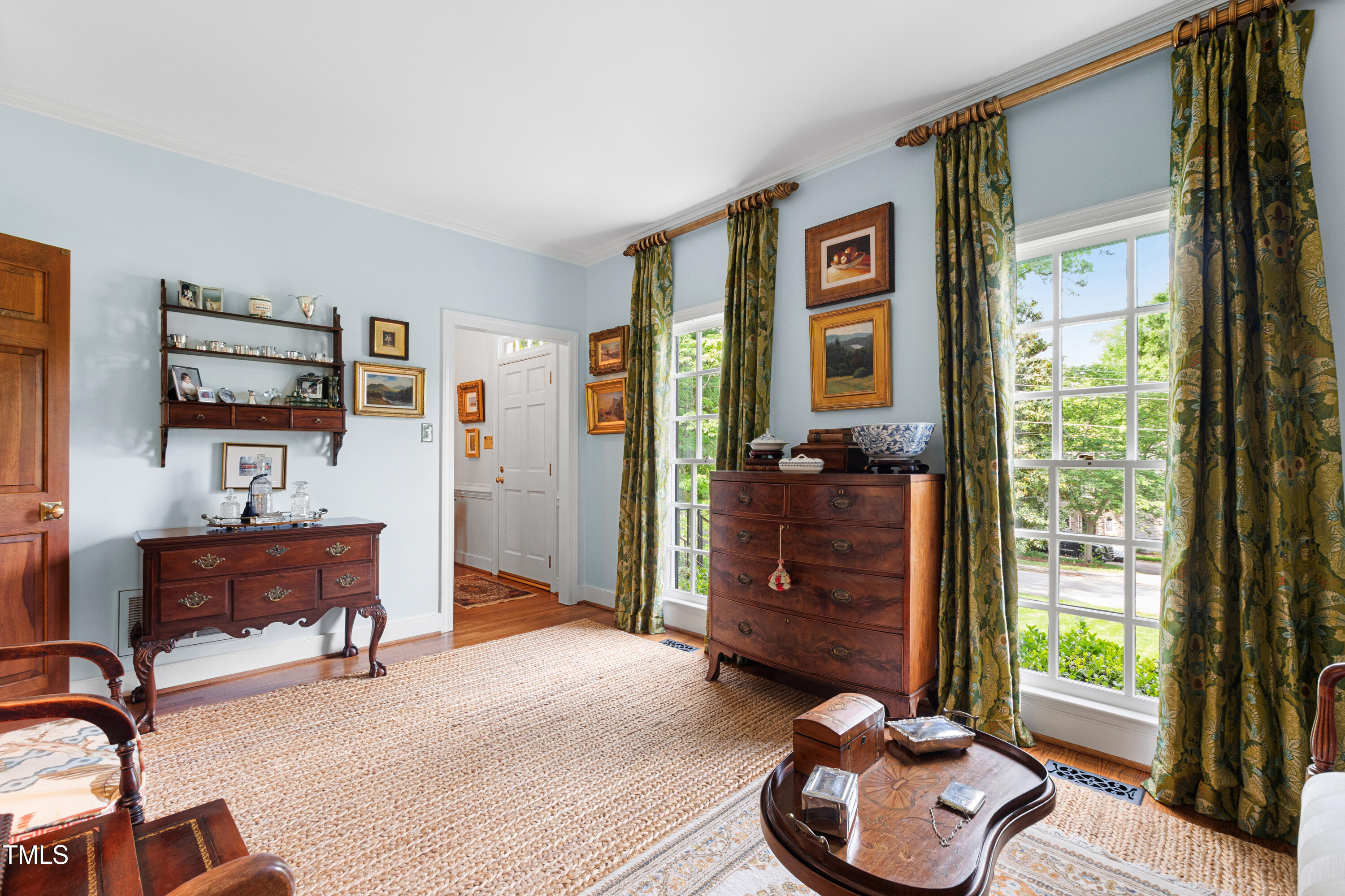 Raleigh, North Carolina 27608, United States, 4 Bedrooms Bedrooms, ,3 BathroomsBathrooms,Residential,Pending,125655