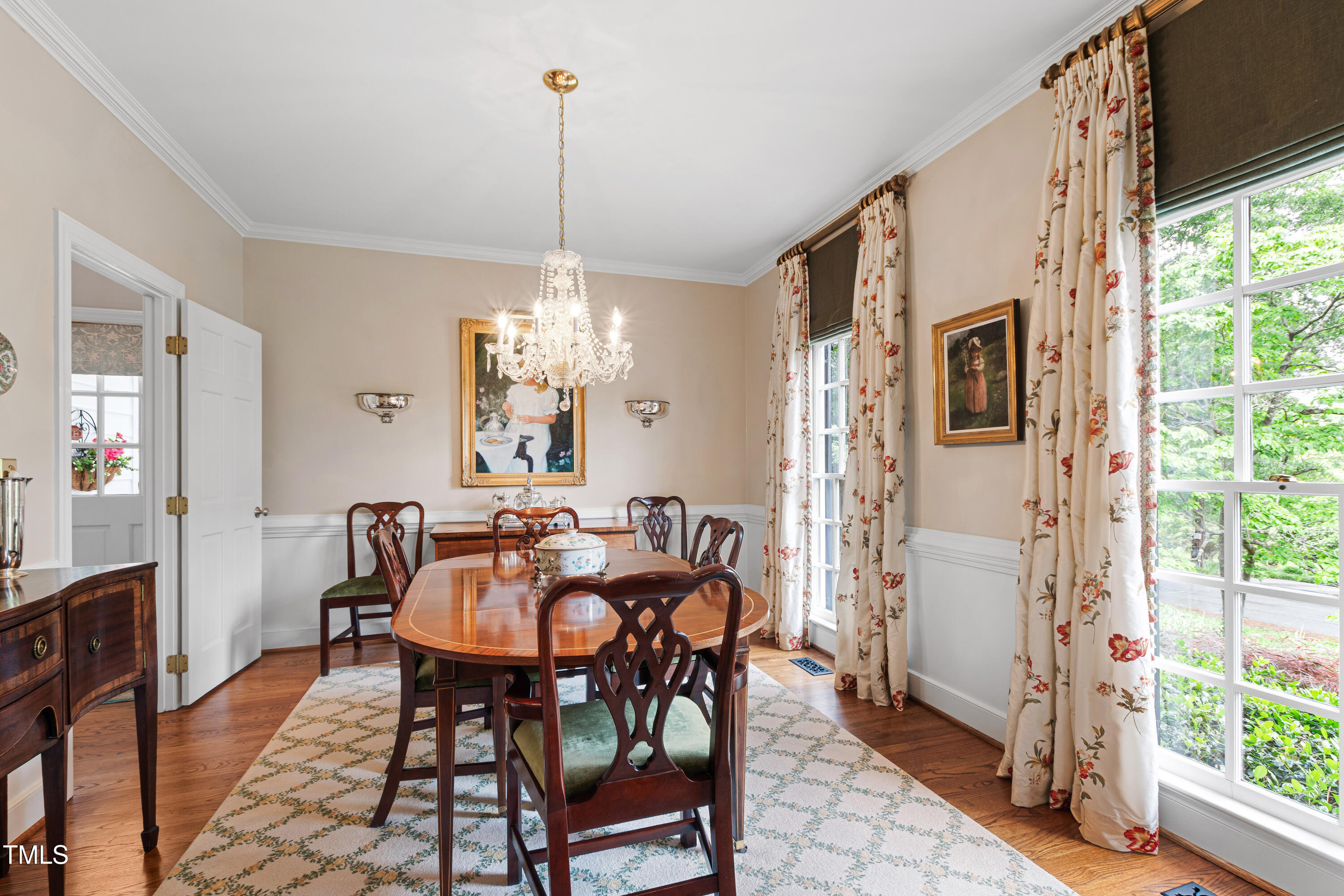 Raleigh, North Carolina 27608, United States, 4 Bedrooms Bedrooms, ,3 BathroomsBathrooms,Residential,Pending,125655