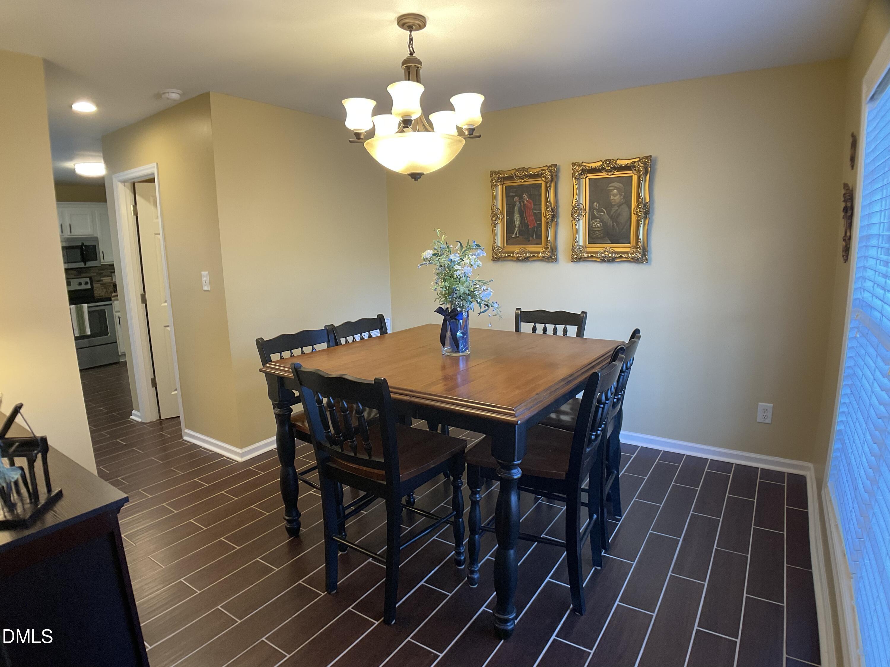 805 Northwood Hills Avenue