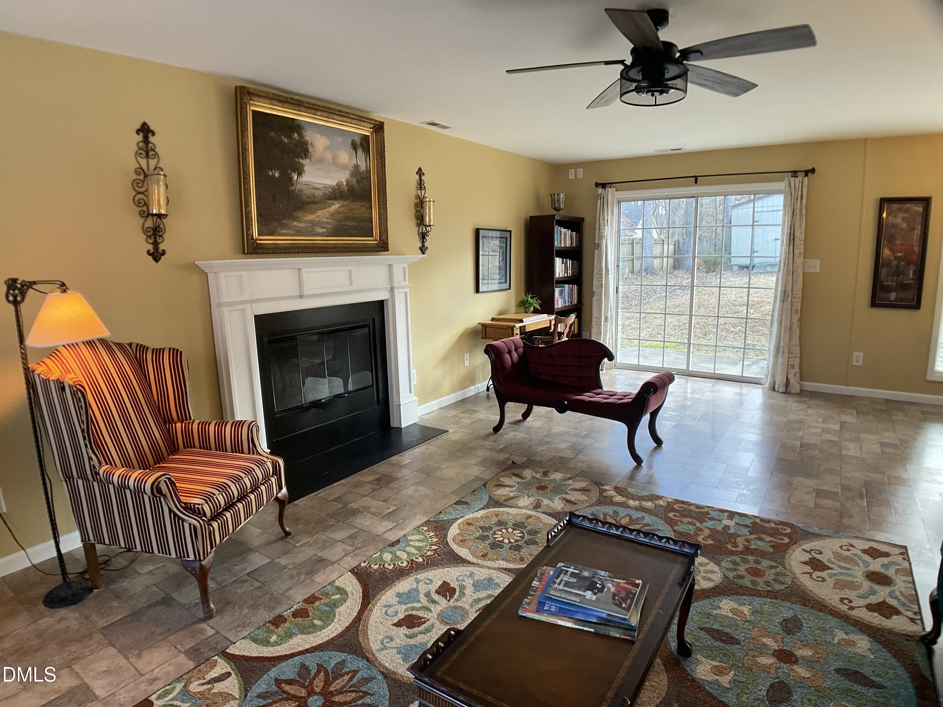 805 Northwood Hills Avenue