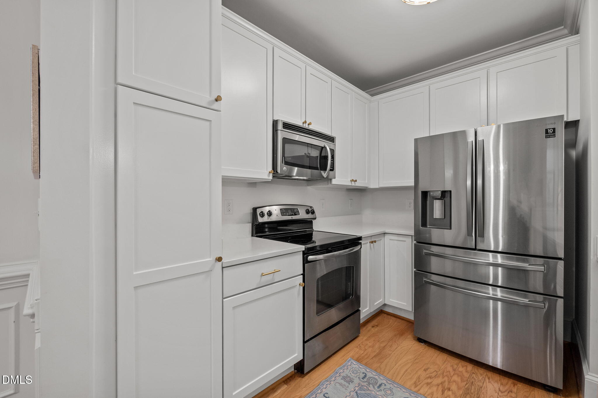 501 Finsbury Street 202