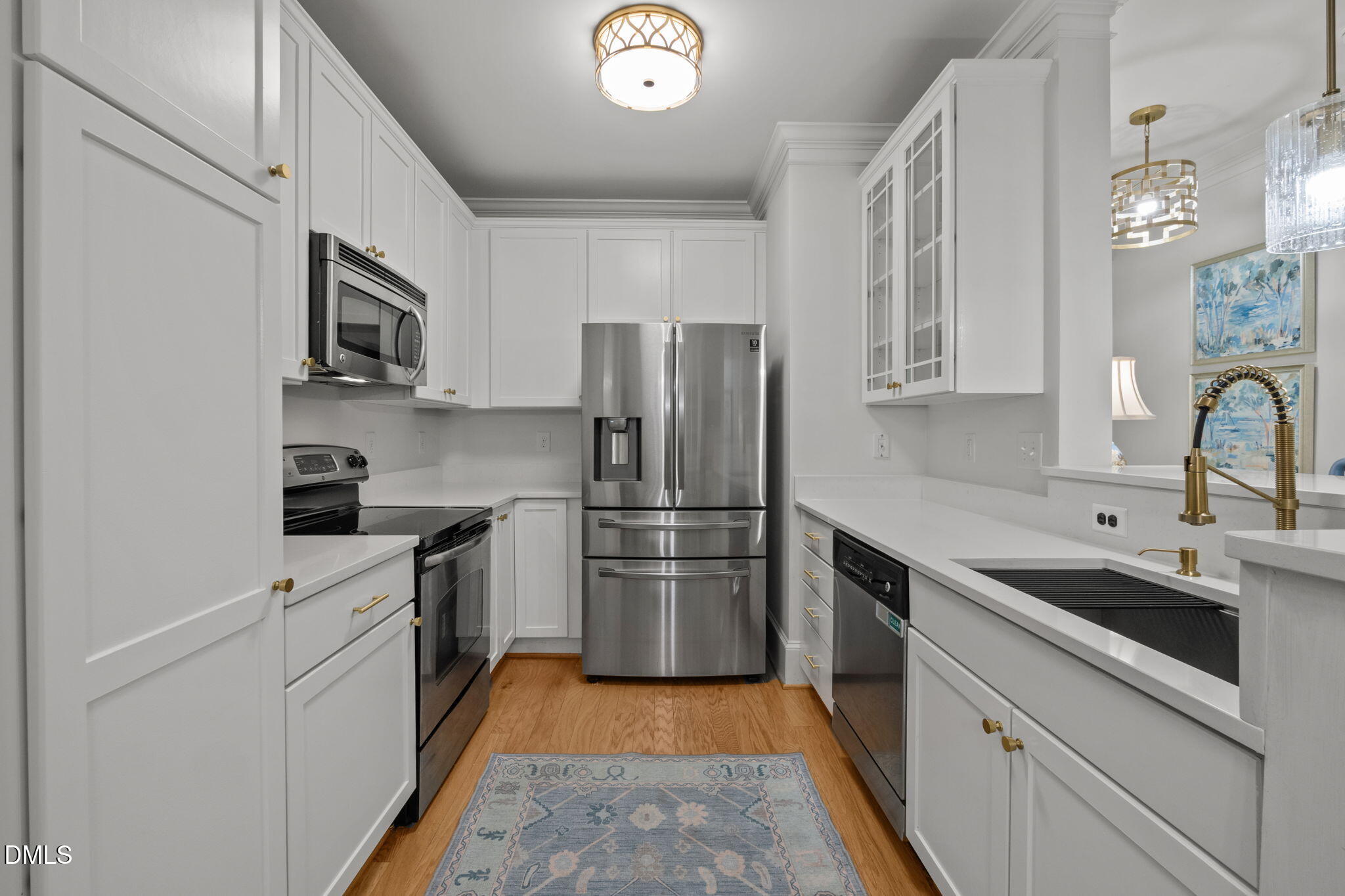 501 Finsbury Street 202