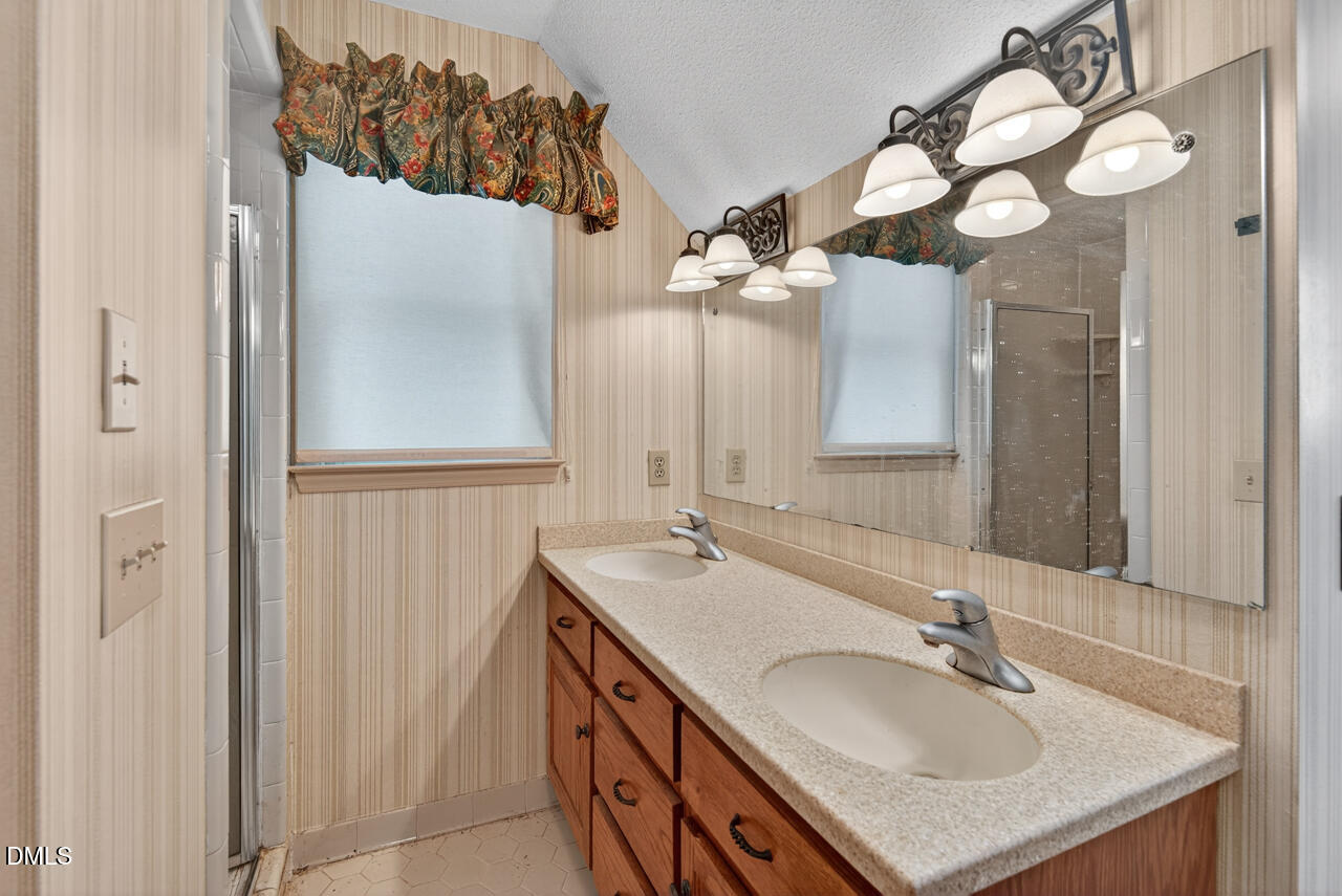 Durham, North Carolina 27713, United States, 3 Bedrooms Bedrooms, ,3 BathroomsBathrooms,Residential,Active,212741