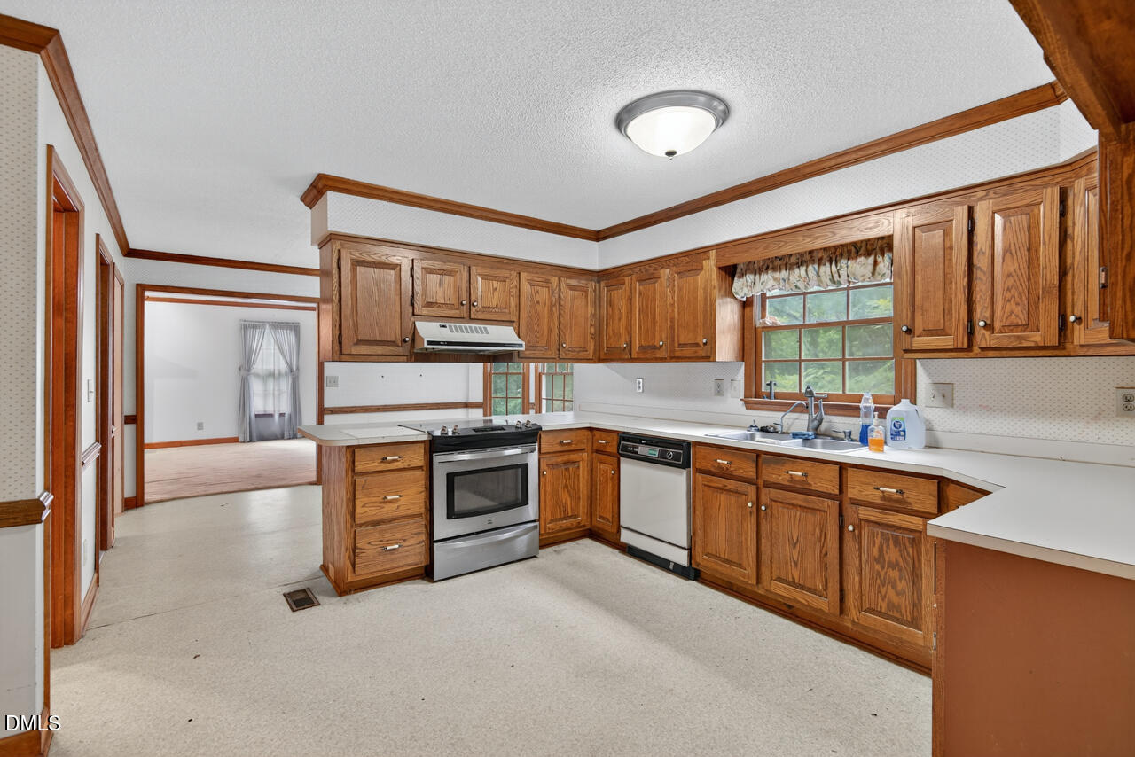 Durham, North Carolina 27713, United States, 3 Bedrooms Bedrooms, ,3 BathroomsBathrooms,Residential,Active,212741