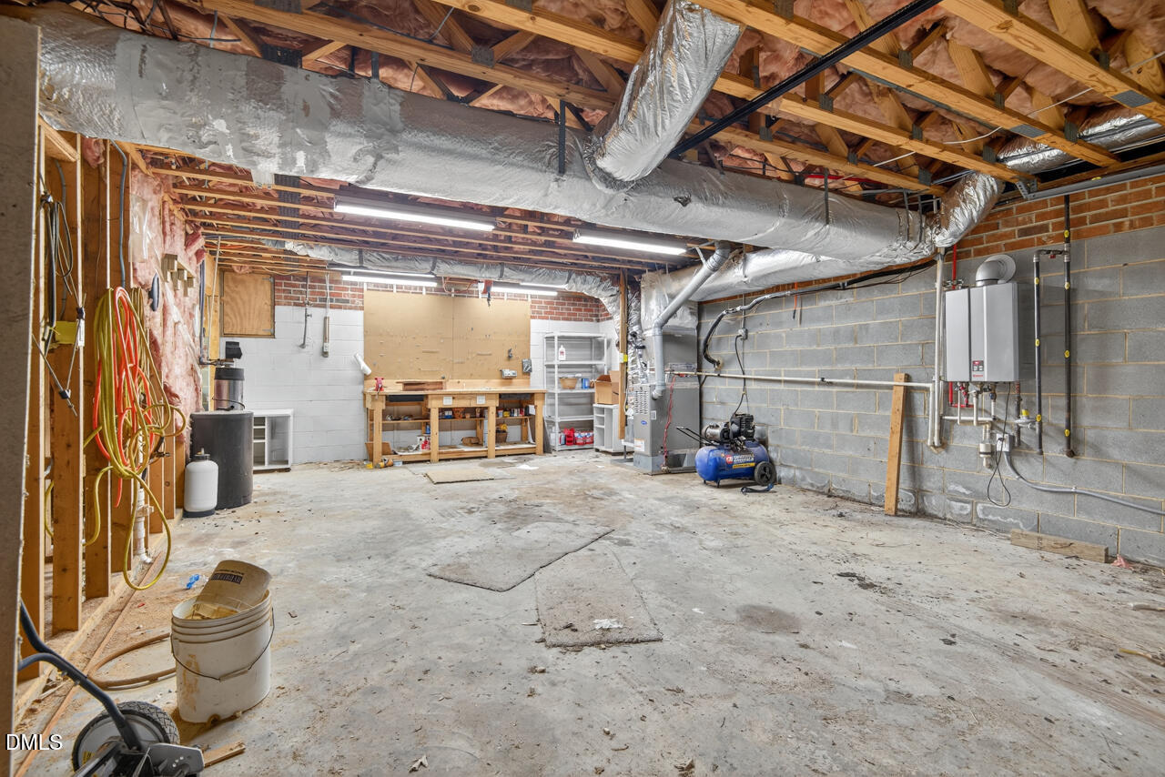 Durham, North Carolina 27713, United States, 3 Bedrooms Bedrooms, ,3 BathroomsBathrooms,Residential,Active,212741