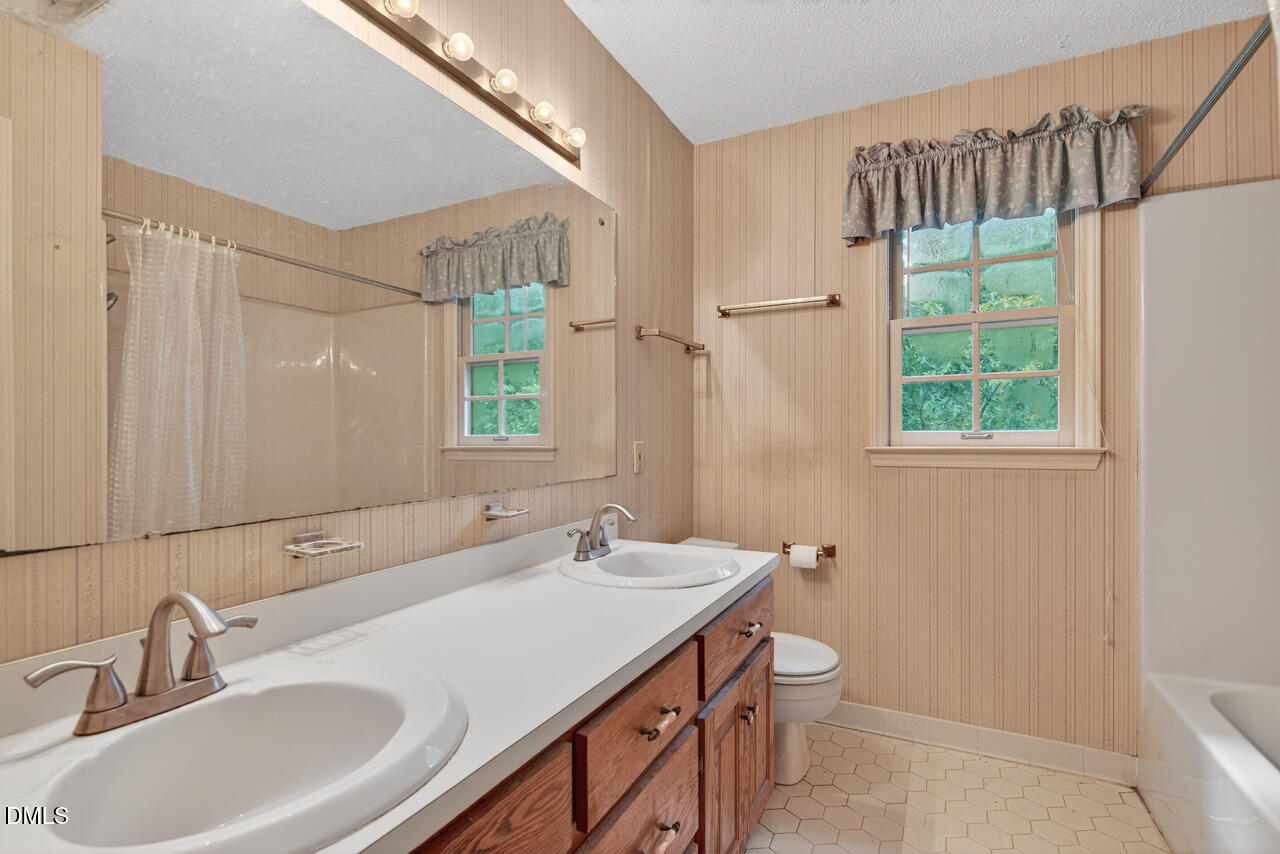 Durham, North Carolina 27713, United States, 3 Bedrooms Bedrooms, ,3 BathroomsBathrooms,Residential,Active,212741