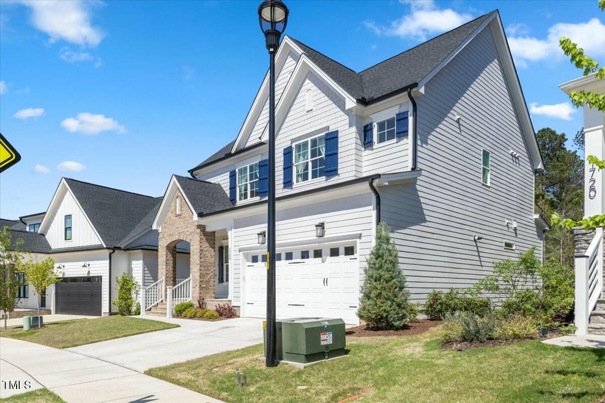 1724 Deacon Falls Way