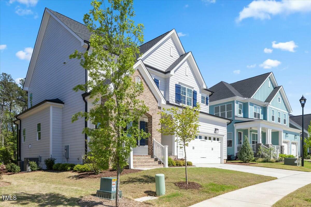 1724 Deacon Falls Way