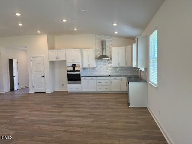 208 Matthew Mdw Lane