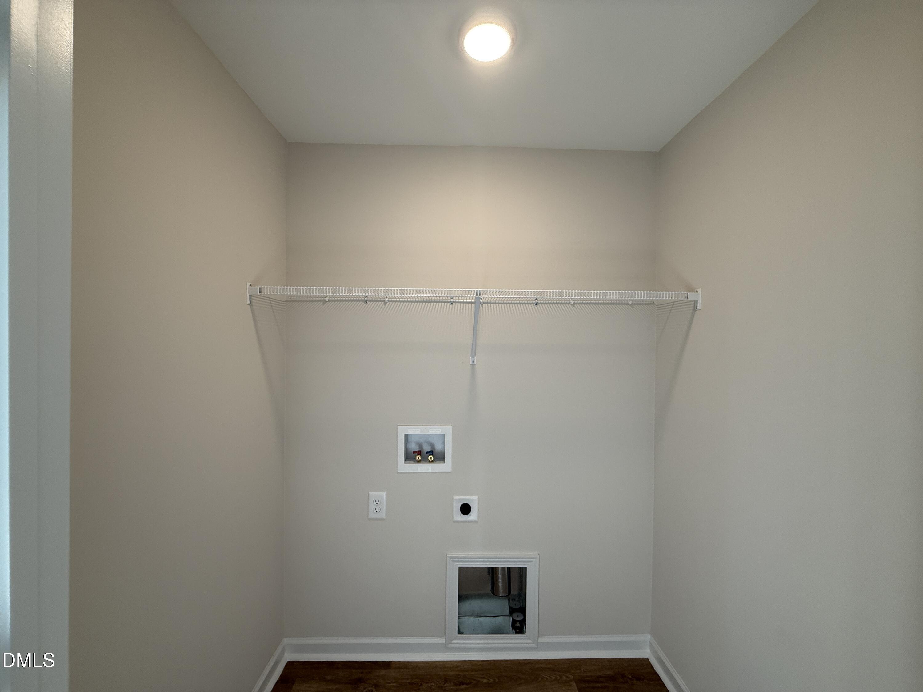 40 W Emily Gardens Drive