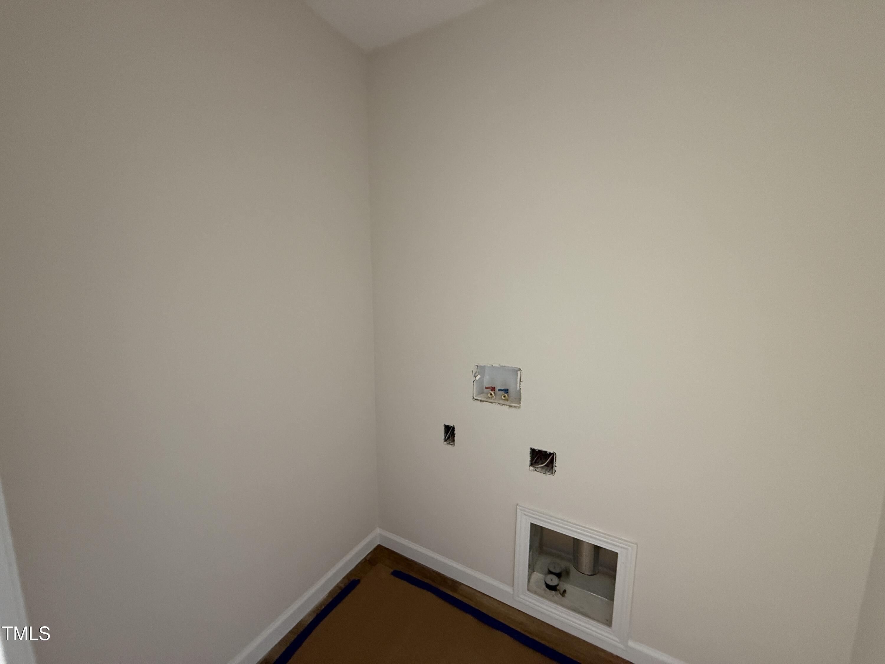 40 W Emily Gardens Drive