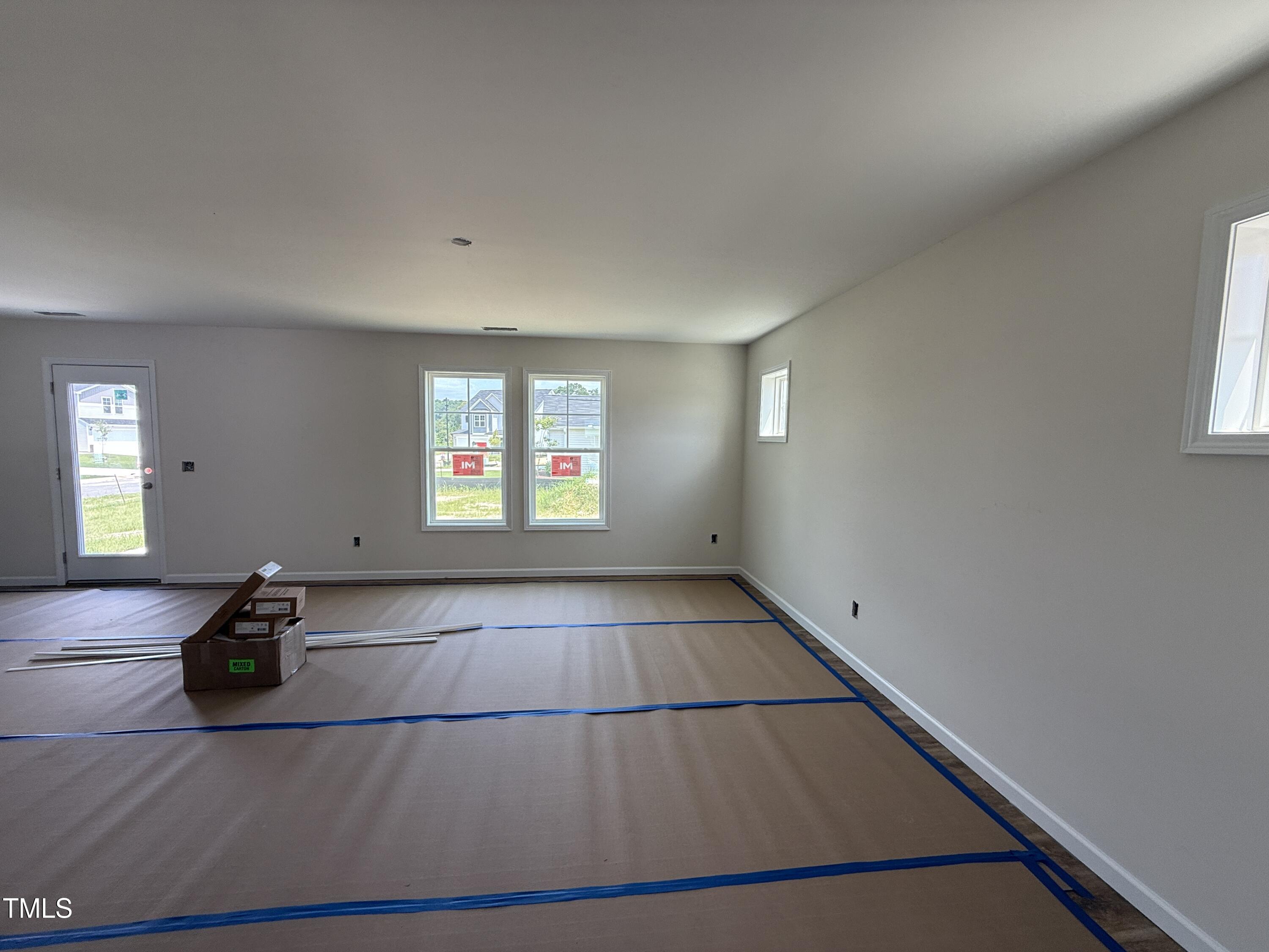 40 W Emily Gardens Drive