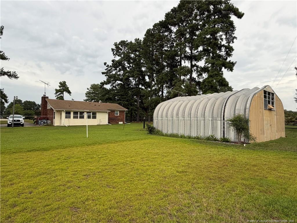672 E Palmer Road